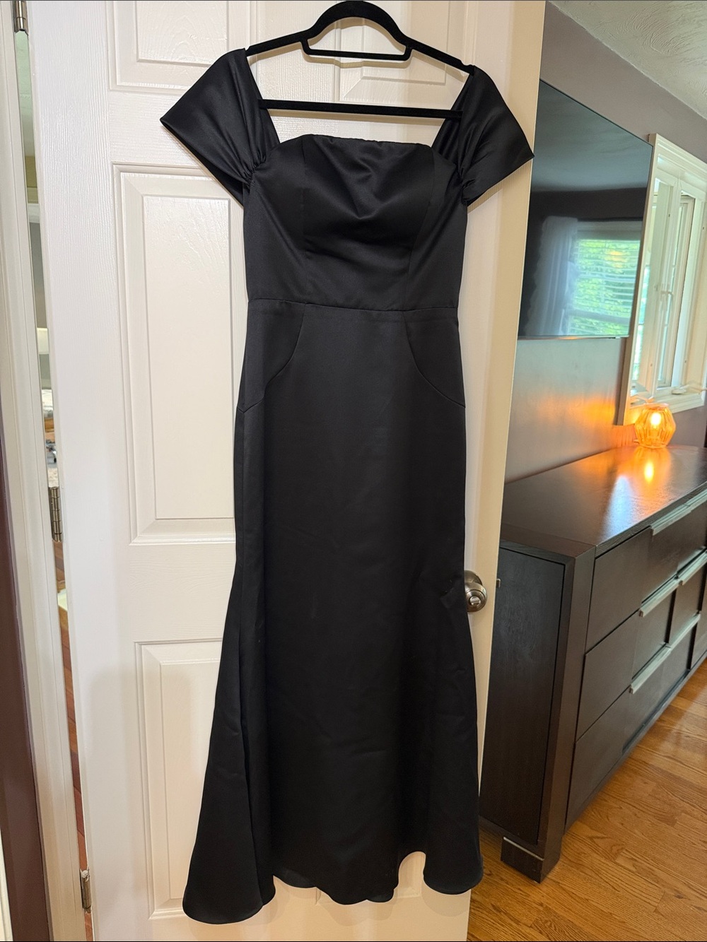 Elegant Black Off-Shoulder Evening Dress